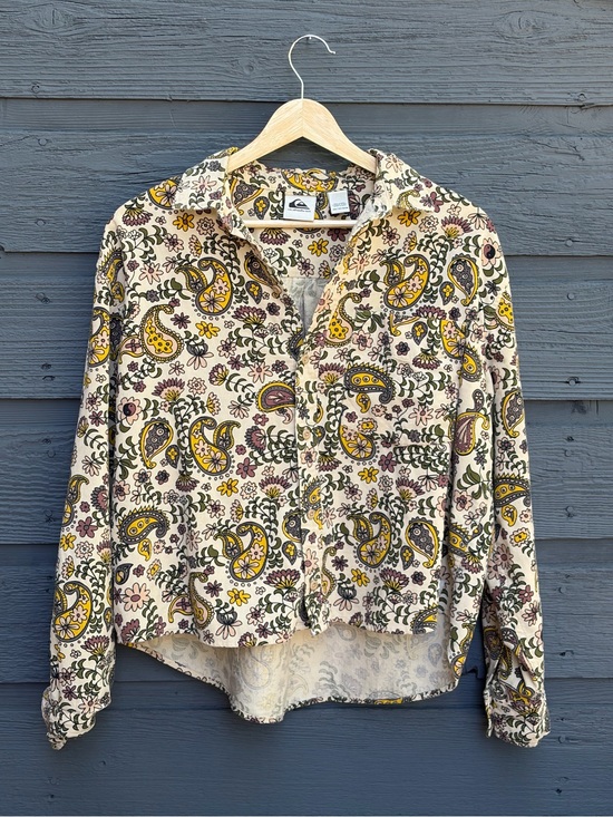Quiksilver Tops - Quiksilver Corduroy Paisley Peace Print Boyfriend Button Down 100% Cotton XS
